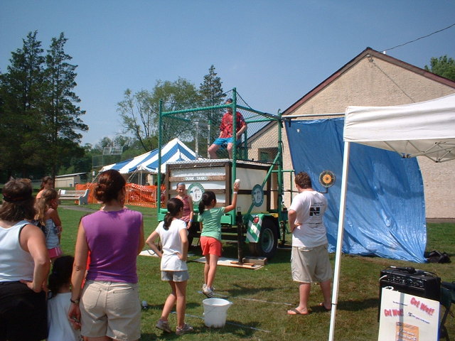 dunking booth